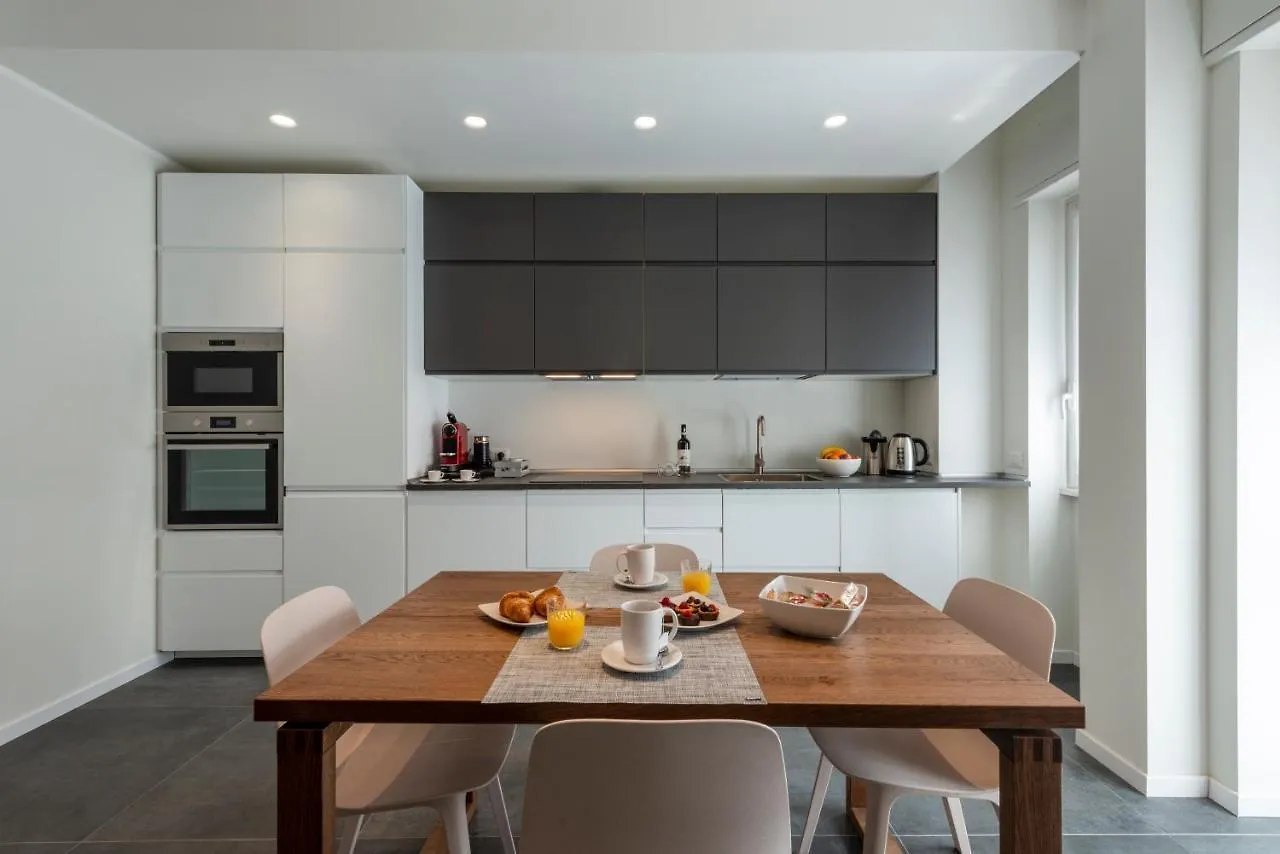 Bnbutler Arena 35 - Navigli Apartment Milánó